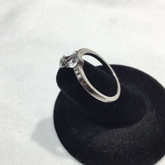 Unique Setting Fashion Ring (UC3) - Picture 4 of 9